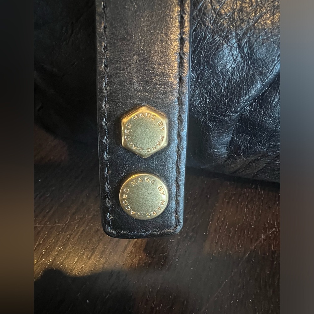 Marc By Marc Jacob’s leather purse. Like new - Picture 11 of 11